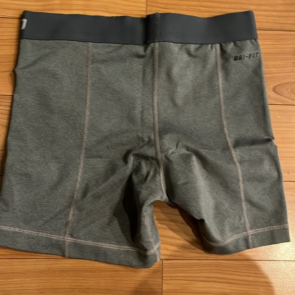 3/$20 Nike pro dry fit spandex shorts - Picture 4 of 6